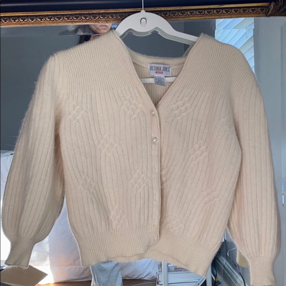 Vintage wool cropped cardigan with pearl buttons